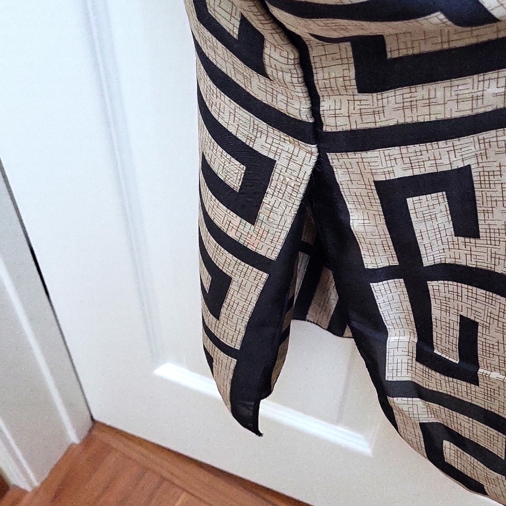 Caftan With Fendi Like Pattern. Beautiful And Flo… - image 4